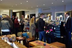 3-Mottagning-hos-Toni-scaled